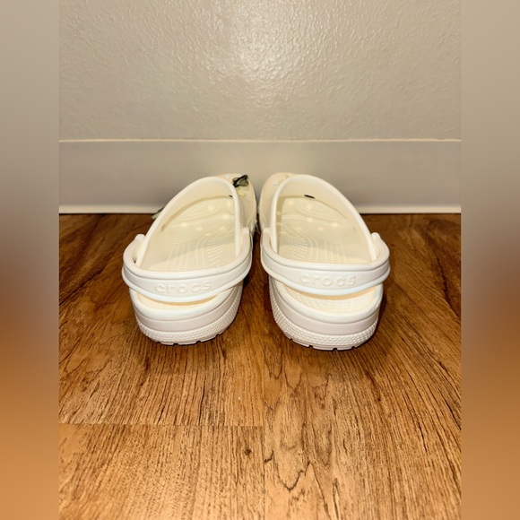 Crocs Classic Clog Bad Bunny - Picture 2 of 16